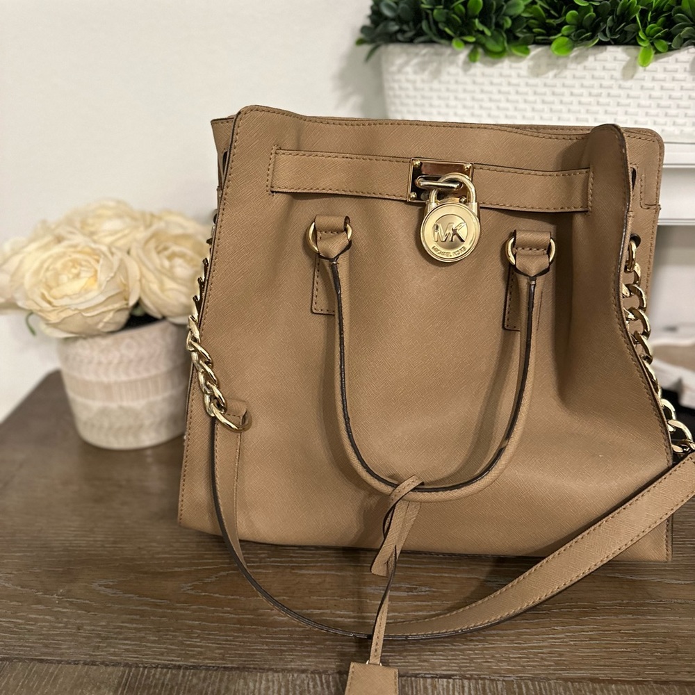 Michael Kors purse